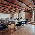 Weisser Baer Ξενοδοχείο 4*