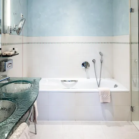Weisser Baer Hotel 4*